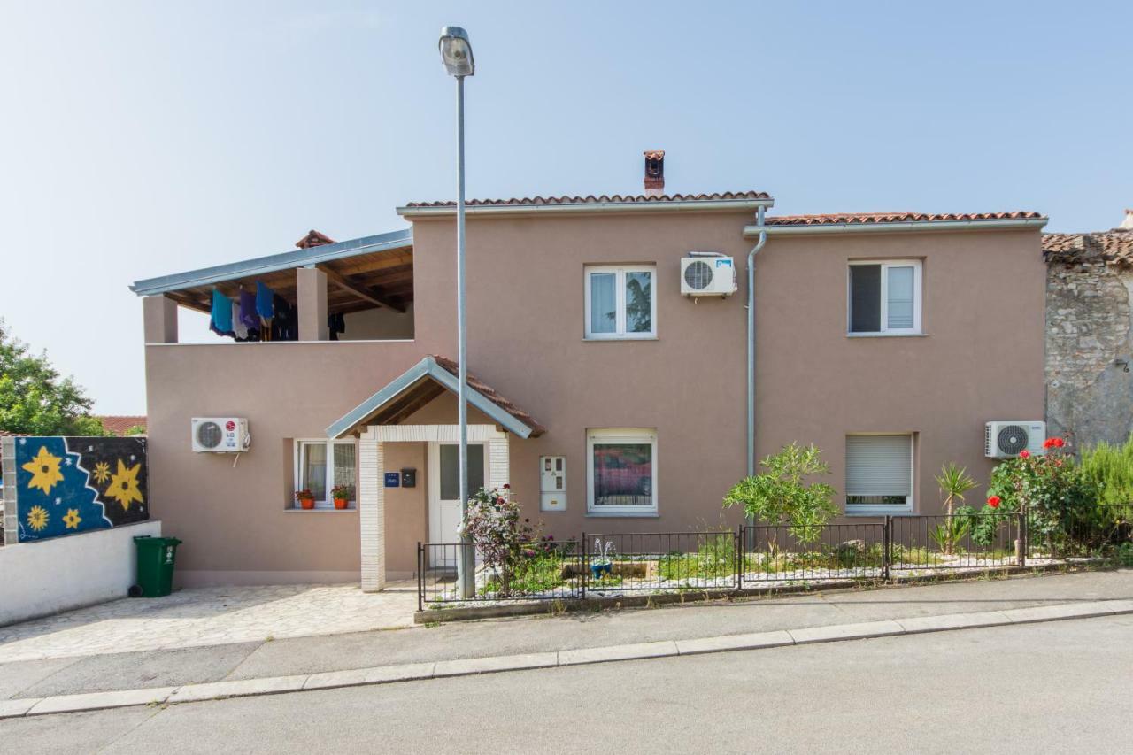 Apartmani Amans Pula Exterior foto